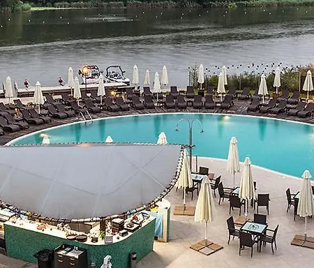 23 4* Snagov
