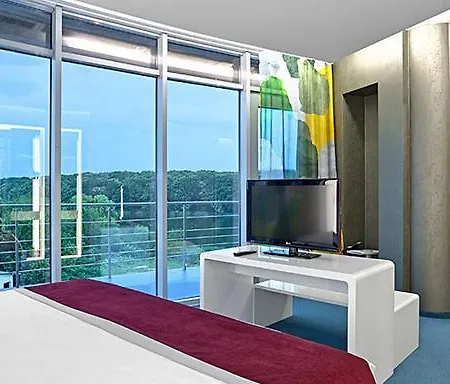 23 Hotel 4*